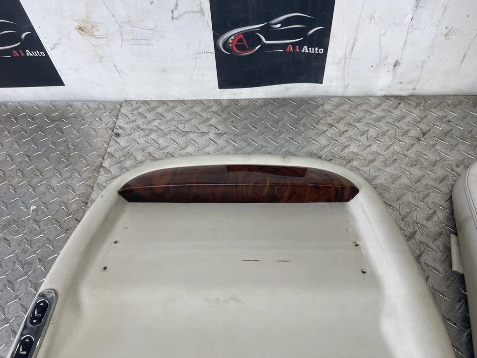 SET 1998 1999 2000 2001 2002 Jaguar XJ8 Asiento de pasajero derecho Panel de cubierta trasera Foto 3 de 4