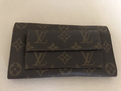 Louis Vuitton モノグラム三つ折り財布　USA ヴィンテージ Vintage Rare Louis Vuitton Mono Saks Trifold Wallet Checkbook Coin