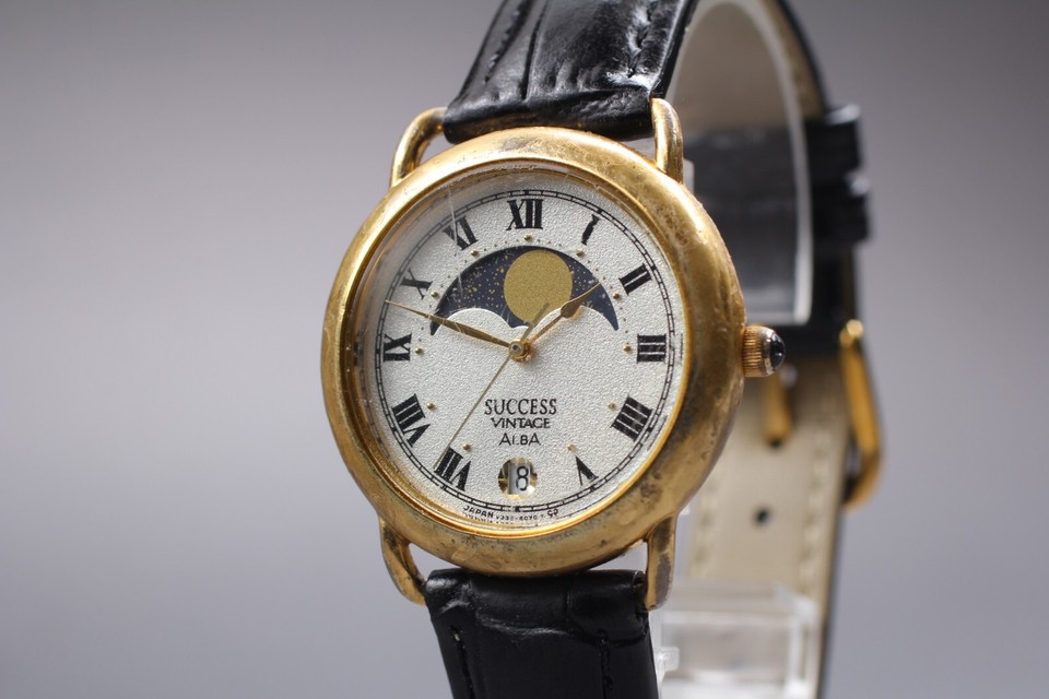 *EXC+4* SEIKO ALBA V338 6011 MOON Roman Date UNI SEX 33mm QZ Watch From