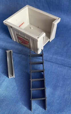 GI Joe Battle Stations Check Point Replacement Parts-Deck,Ladder,1 Leg Post 1985