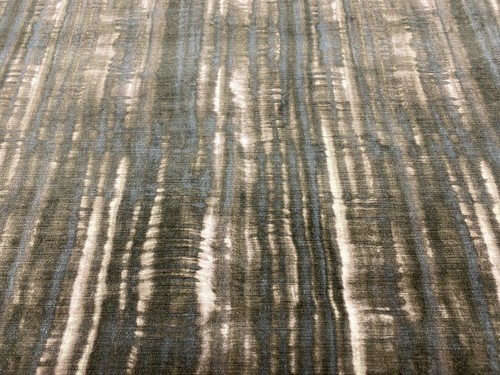 Tela de tapicería con estampado de terciopelo Kravet Couture - Chicattah / Visón (516) 2,75 yardas - Imagen 3 de 3