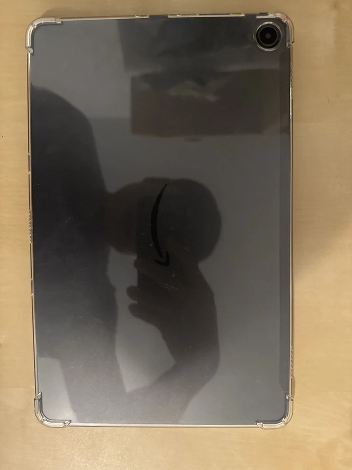 Amazon Fire HD 11 Tablet 128GB Black Wi-Fi 11” Display (2023 Release) - Image 2 of 2