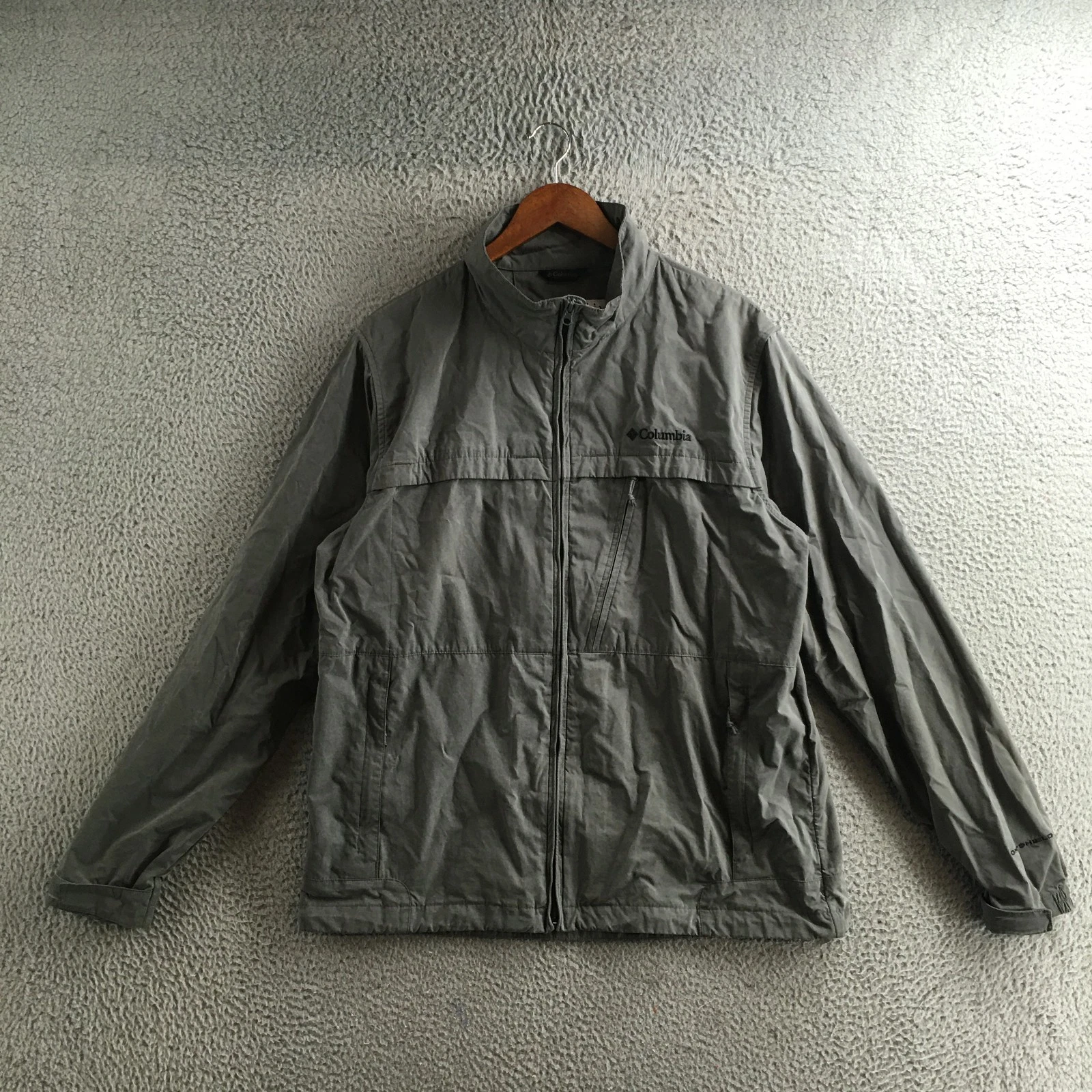 Columbia Jacket Mens L Gray Zip-Up Lightweight Windbreaker Full Zip Front Shell
Opens in a new windo