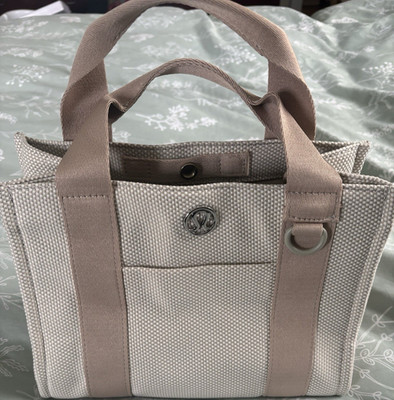 lululemon Small Beige Tote Bag, Detachable Adjustable Strap, Snap, Pockets