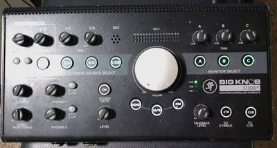 Mackie Big Knob Studio plus FOR PARTS NOT WORKING REPAIR