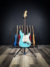 Squier Bullet Stratocaster - Daphne Blue