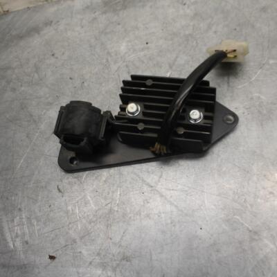 2005 Kawasaki Ninja 500R EX500D RECTIFIER VOLTAGE REGULATOR 11045-1421 BB36