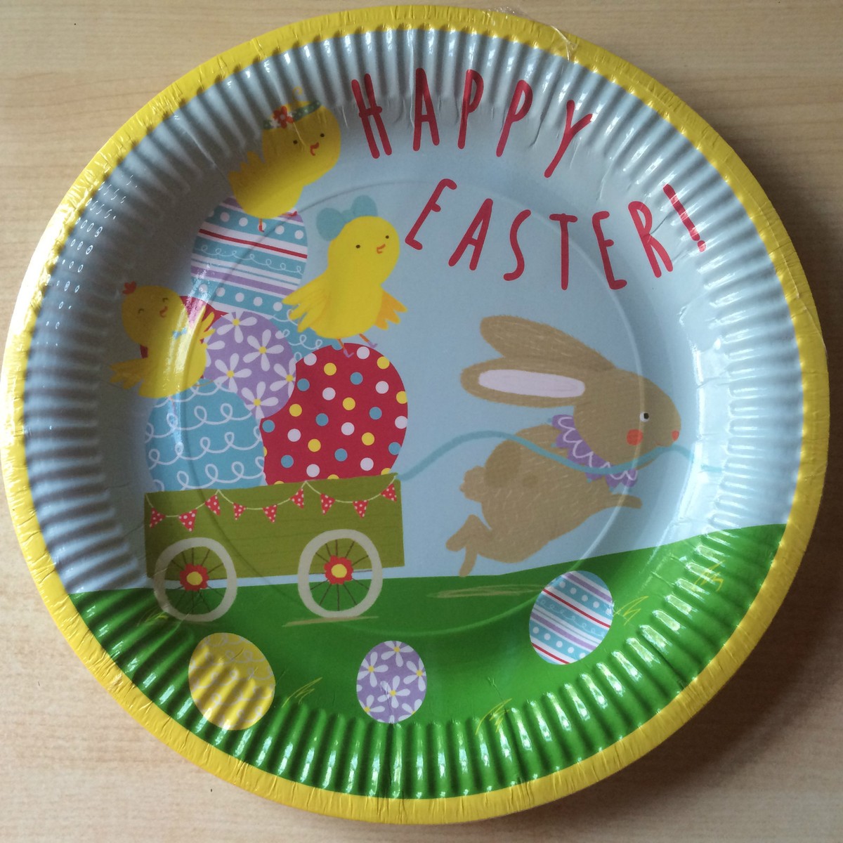 New Tesco Pack of Paper Plates 23cm Diameter Chicks Eggs