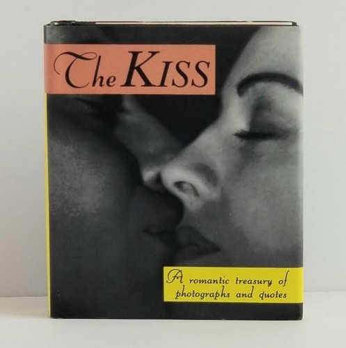 Mini Book The Kiss: A Romantic Treasury Of Photographs And Quotes  - Foto 1 di 5