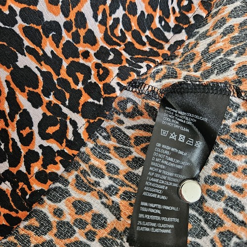 Dannii Minogue 3/4 Sleeve Animal Print Crinkle Shirt Dress, Size 12 PETITE - Picture 10 of 10