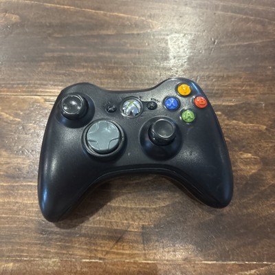 Microsoft Xbox 360 Wireless Gaming Controller - Black (Model 1403)