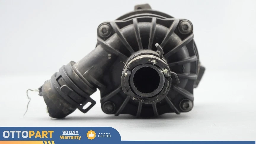 Bomba de agua de circulación auxiliar Porsche Cayenne S Hybrid 2011-2018 OEM7P0965567 Foto 2 de 4