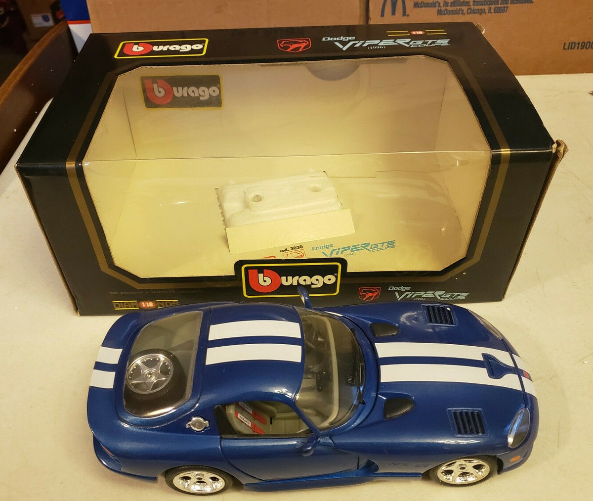Dodge Viper GTS coupe 1996 1/18 【6095m】 1996 Dodge Viper GTS Coupe w/Box 1:18 Blue White Model