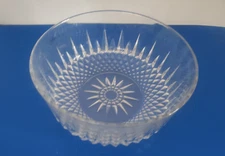 HEAVY GLASS BOWL MARKED ARCOROC  9" DIAMETER  4.25" DEEP MADE IN THE USA