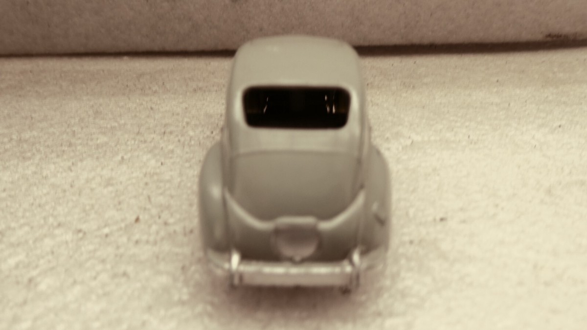 Dinky Toys PEUGEOT 203 Original 24R Made in France Meccano A restaurer Decapé - Collection