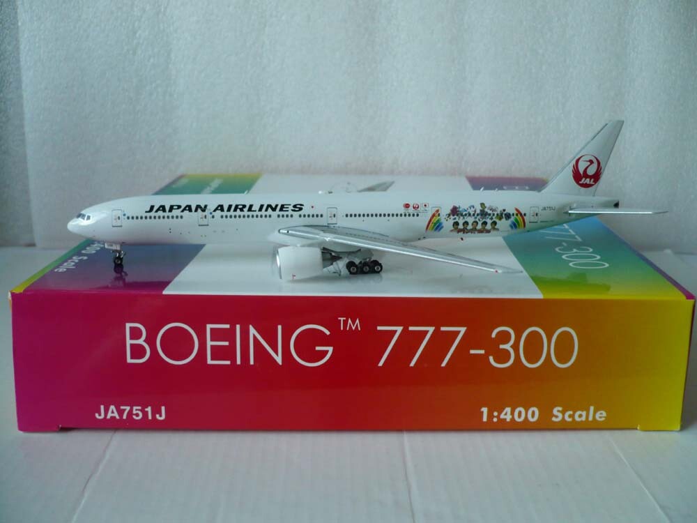 Phoenix Models Japan Airlines B777-300, 2020, Reg.#JA751J, 1:400