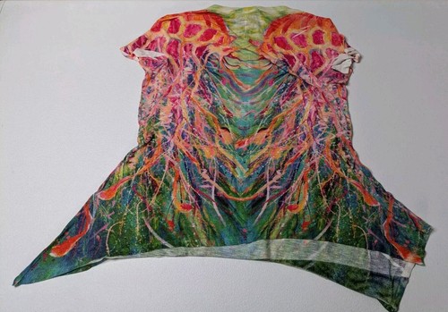 Leoma Love Grove Asymmetrical Hem Top Women's M Geometric colorful - Picture 2 of 5