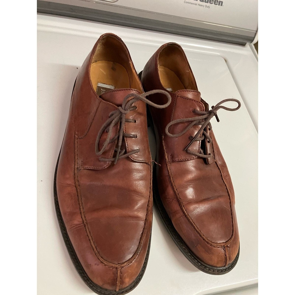 Murphy by Johnston & Murphy brown leather shoes. Made in Italy. Size 10.5 Johnston & Murphy Dayton Bit Brown Italian Calfskin  main image 3