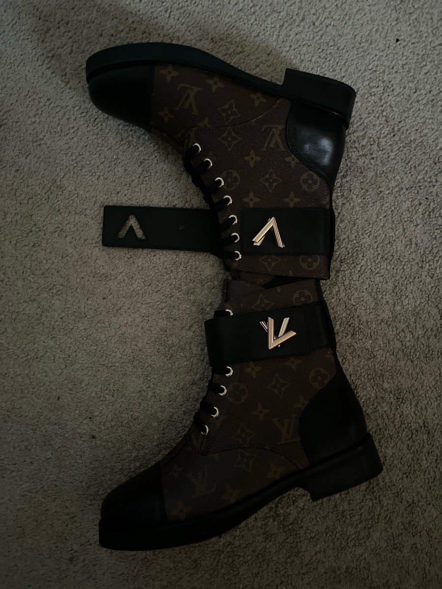 Louis Vuitton Combat Boots Black Brown Lace Up Ankle  display picture 1