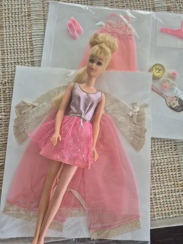 Vintage Barbie Francie Sears Exclusive Rise N Shine set w/doll Minty