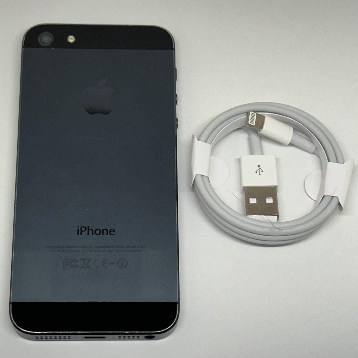 Apple - iPhone5 中古 📱 Apple iPhone 5 16GB - Unlocked Black white Grade A
