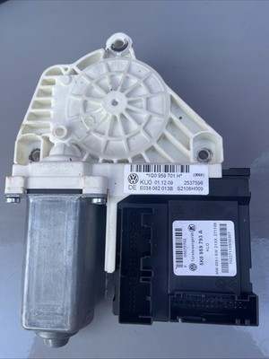 WINDOW MOTOR DRIVER SIDE FRONT VW EOS SCIROCCO 5K0959793A 1Q0959701H 08-13