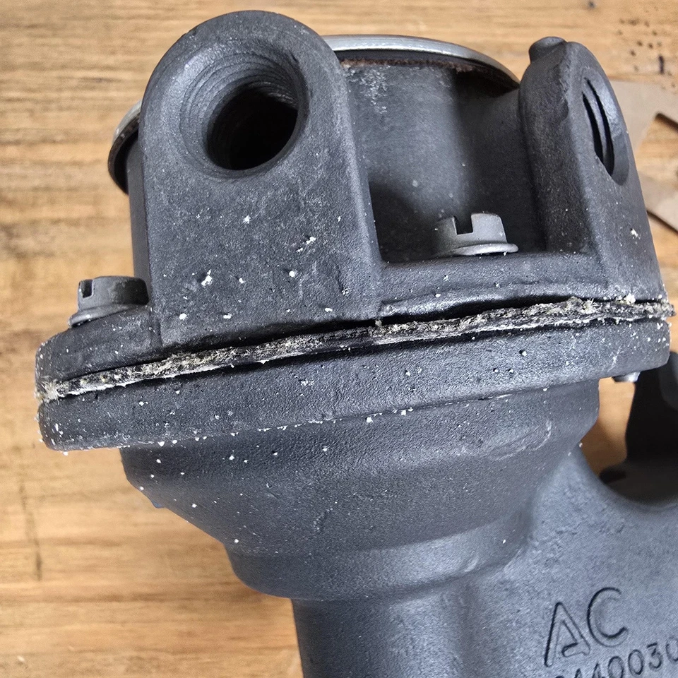 Bomba de combustible mecánica AC Delco 40030 6440030 1965 Oldsmobile F-85 330 motores 425 Foto 2 de 4