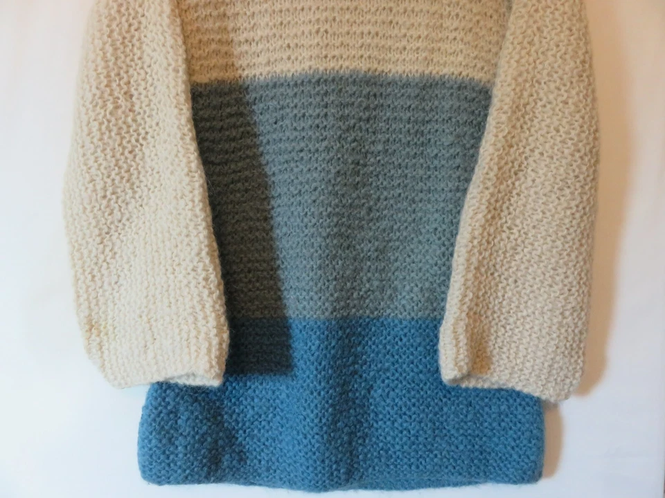 Vestido suéter de lana tejido a mano vintage para mujer hecho en Italia Ivey's mediano grueso Foto 3 de 4