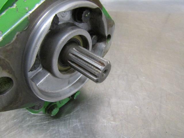 Eaton 29562-RAG Hydraulic Gear Pump AH212539 for John Deere | eBay