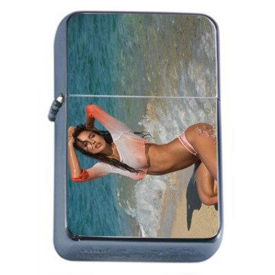 Detroit Pin Up Girls D10 Flip Top Oil Lighter Wind Resistant 