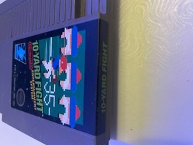 10 YARD FIGHT NES NINTENDO TESTED AND WORKING