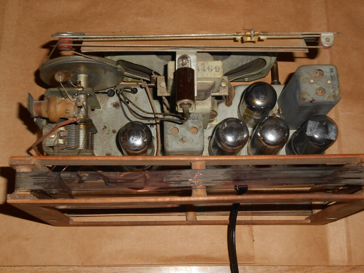 PHILCO TUBE VINTAGE WORKING RADIO RESTORED! BEAUTIFUL PHILCO TUBE VINTAGE WORKING RADIO RESTORED! BEAUTIFUL