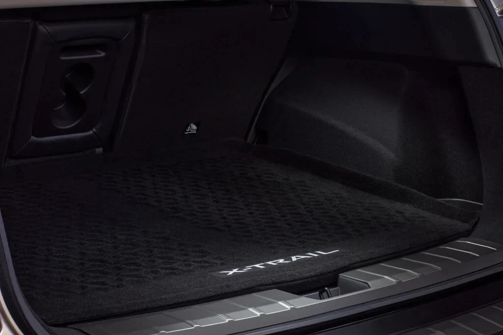 Nissan x sales trail boot protector