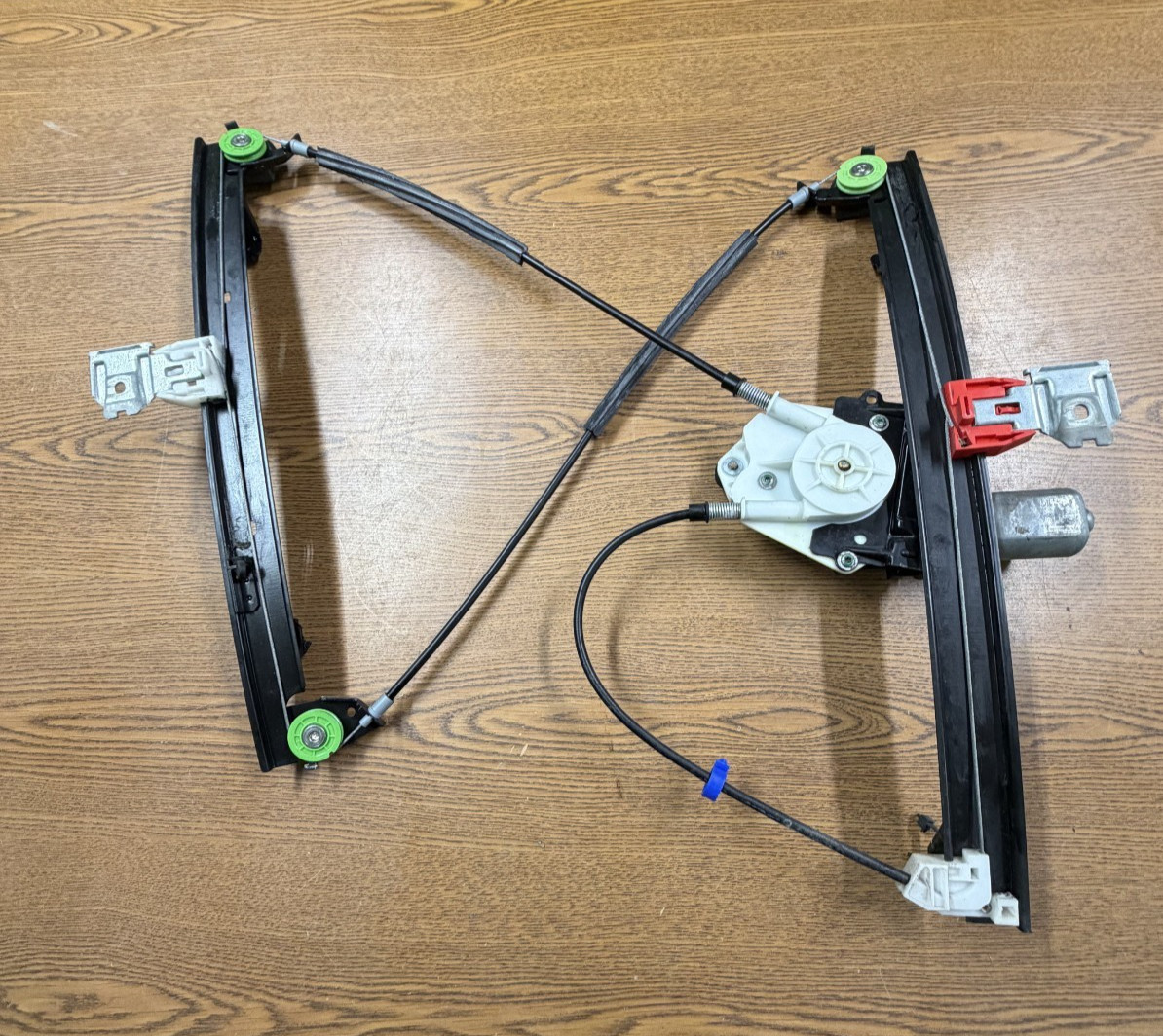 2003-2013 Maserati Quattroporte Right Rear Window Glass Regulator & Motor OEM