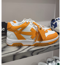Off-White Unisex Low Top Lace-Up Athletic Sne...