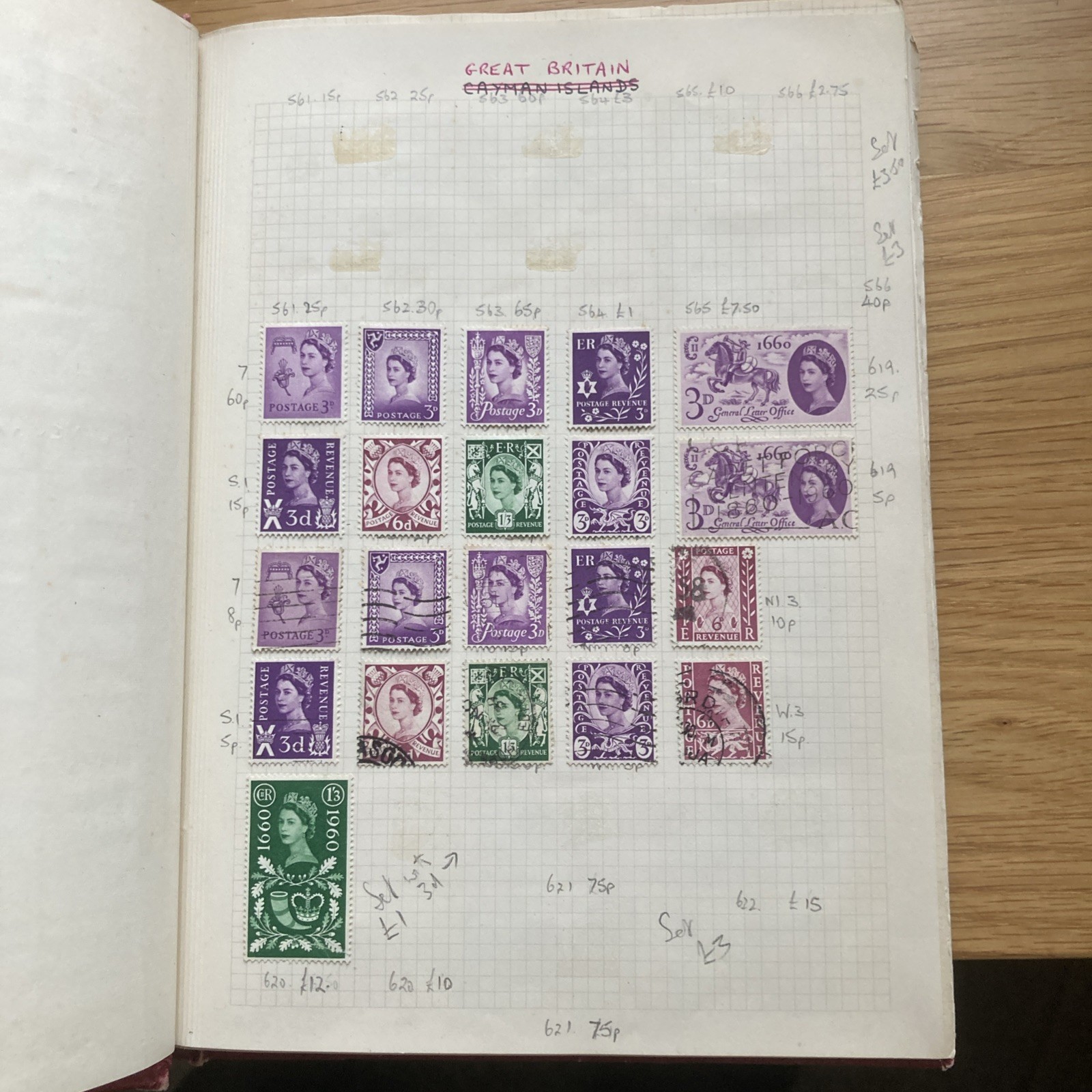Stanley Gibbons Simplex Junior Album with approx. 75 pages and 350 QEII stamps.