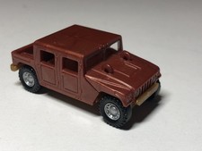 2 POLLICI 1995 Hummer H1 Humvee Ferrero 1/87 plastica come nuovo sfuso