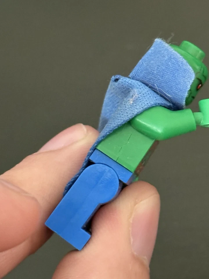 LEGO DC Comics Super Heroes: Brainiac Attack (76040) 100% Complete - Image 3 of 4