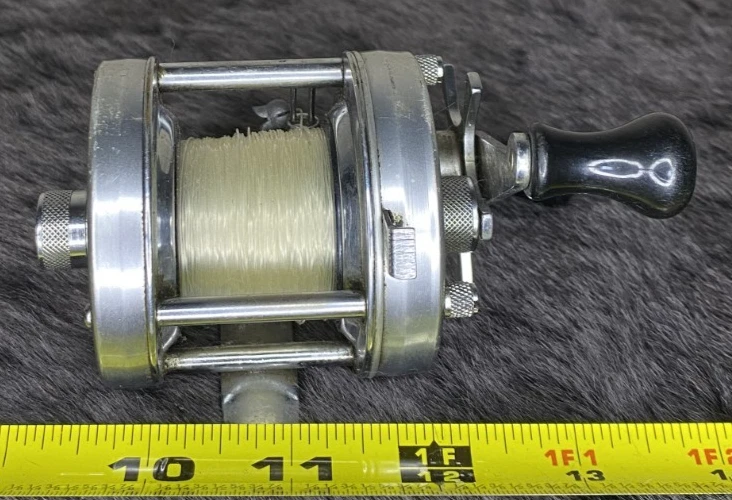 Винтажная катушка Abu Garcia Ambassadeur 5500C 781203 - Изображение 2 из 4