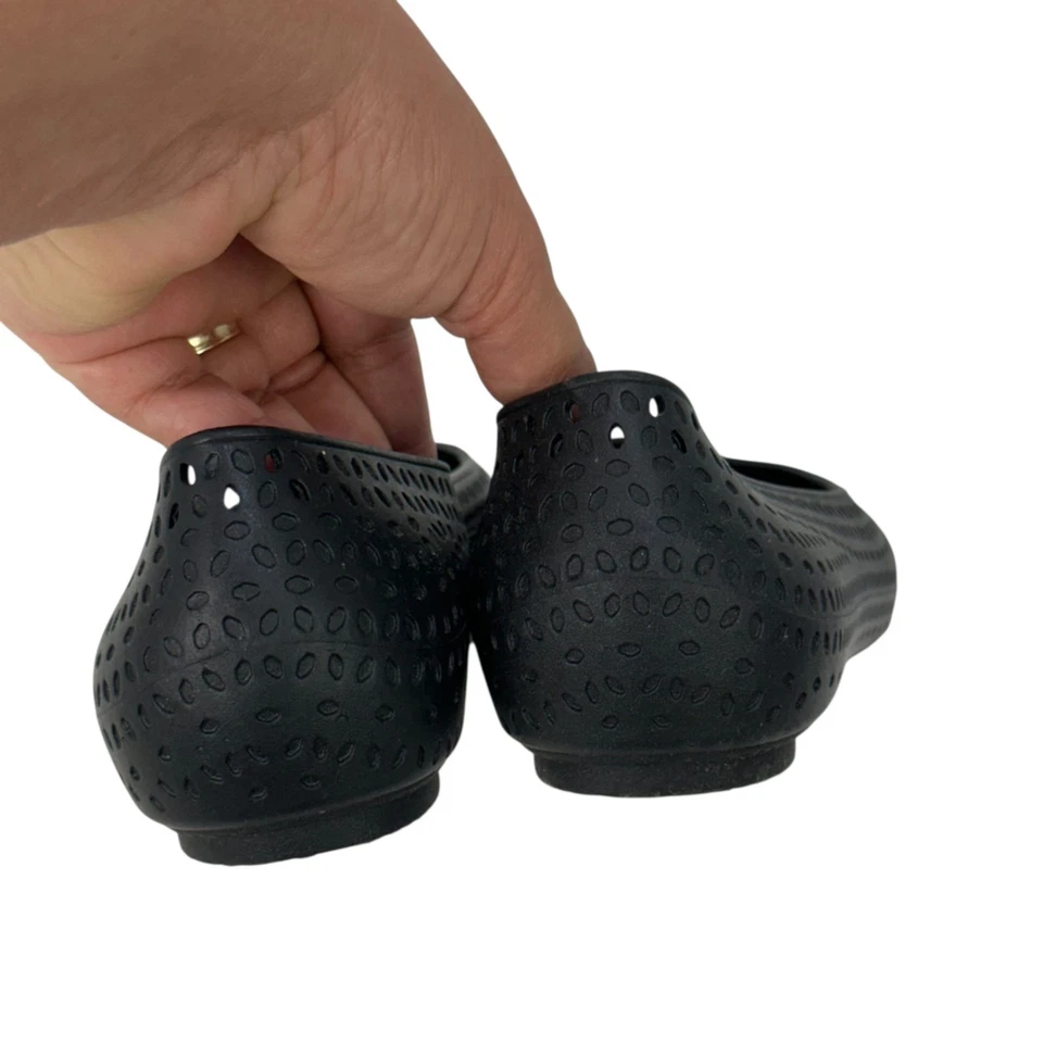 Zapatos planos de ballet Okabashi perforados negros sin cordones para mujer talla US 9 EU 39 impermeables Foto 4 de 4