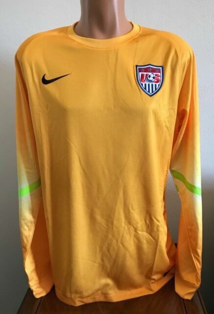 nike yellow goalkeeper jersey