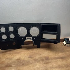 1973-1987 Chevy GMC truck speedometer radio bezel trim cover 96057866 oem