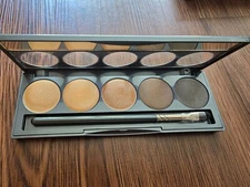 CINEMA SECRETS Ultimate Foundation 5-in-1 Pro Palette 200,300 and 400 SERIES