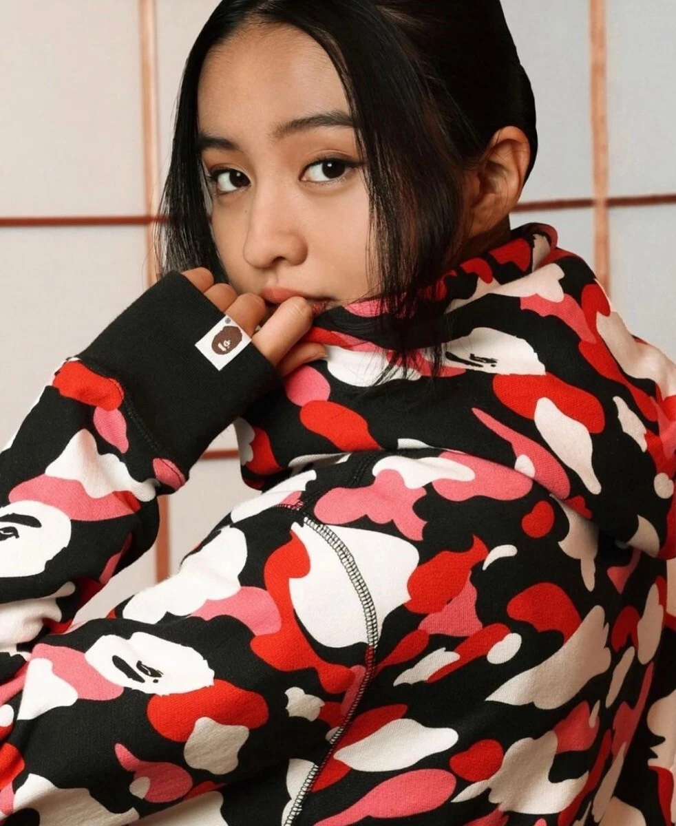 A BATHING APE (BAPE) A Bathing Ape "Bape x Vogue Pullover Felpa con Cappuccio" Nero 1H23 214 902 Taglia S