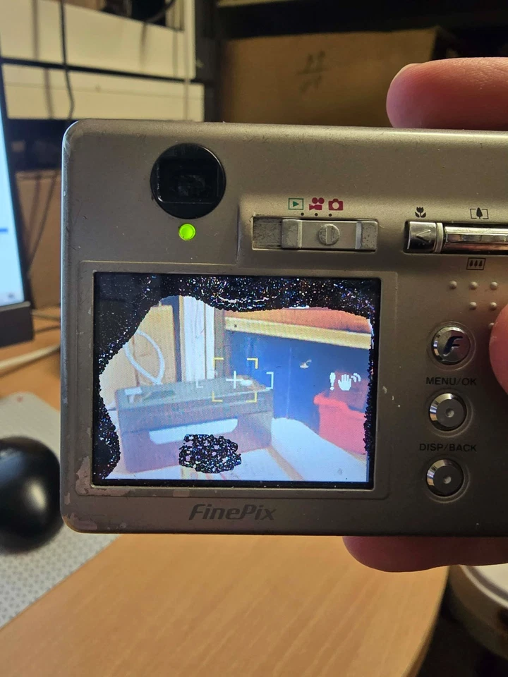 Fujifilm FinePix F Series F450 5.2MP Digital Camera - Silver, photo 2 of 5