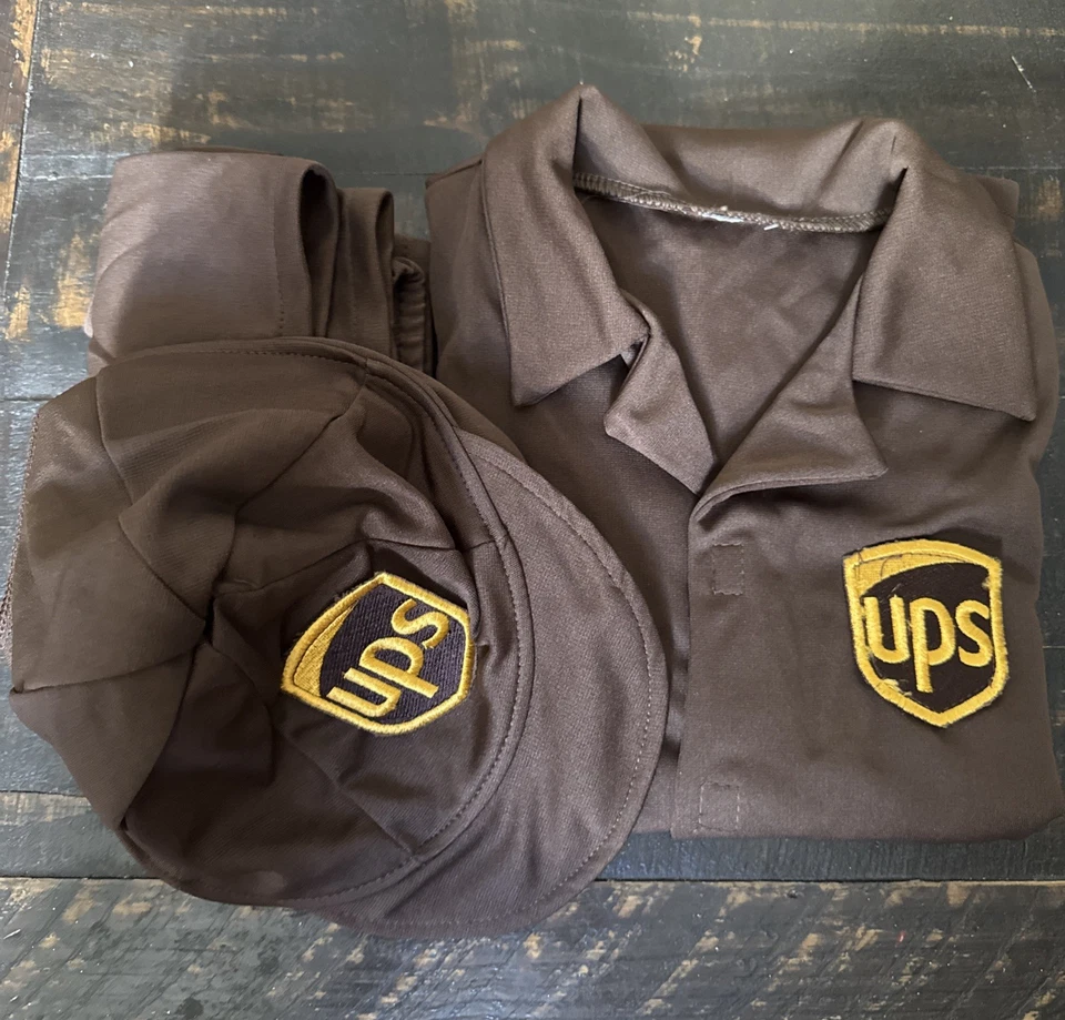 Disfraz de conductor UPS entrega especial para niño LG. 4-6. Disfraz Hecho por California Foto 2 de 4