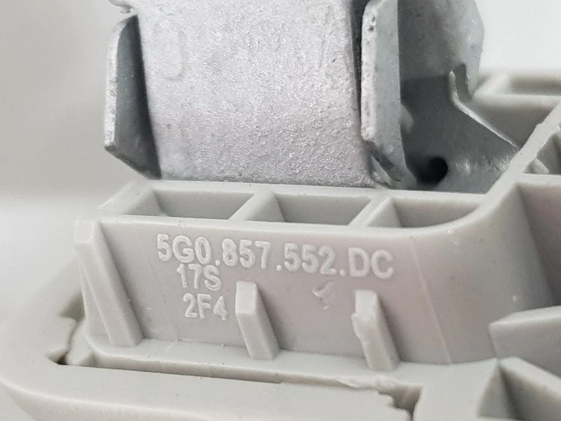 5G0857552DC2F4 5G0857552DC sun visor rh SEAT ATECA KHP STYLE 2020 2355303 - Image 4 of 4