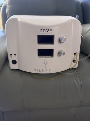 SilkPeel Dermal infusion Diamond Glow Allergan Aesthetic HydroFacial