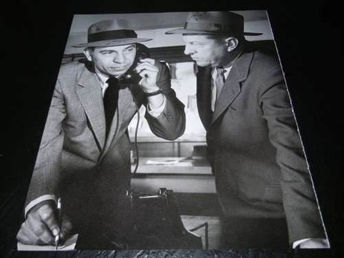TV Guide Decades of Historic Pictures Shows Series Historic Nostalgic - EUC - Picture 22 of 126