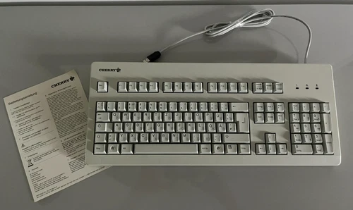 Cherry MY 3000 USB Tastatur Keyboard QWERTZ Layout + Kyrillisch Cyrillic